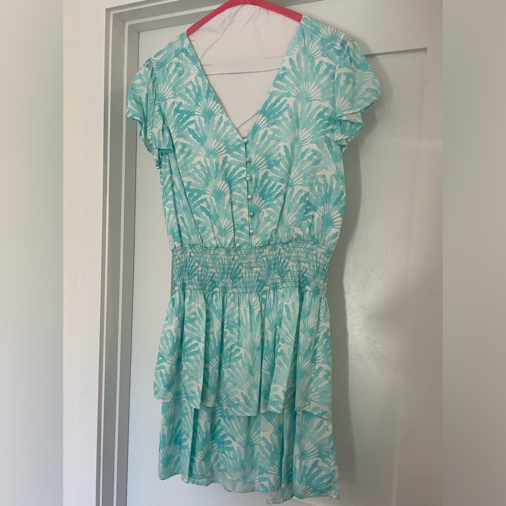 Beautiful Vineyard Vines Dress. Size Small.